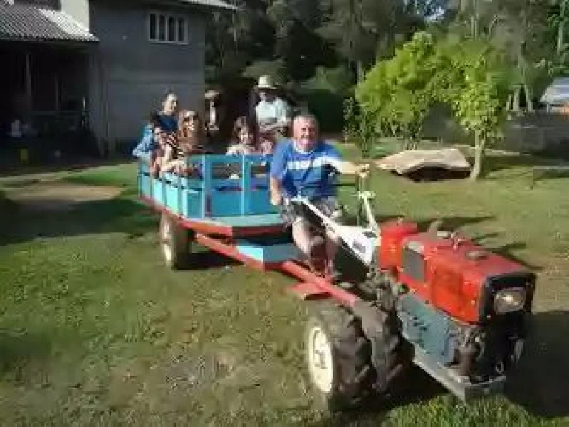 Vendo Tobata com Acessórios