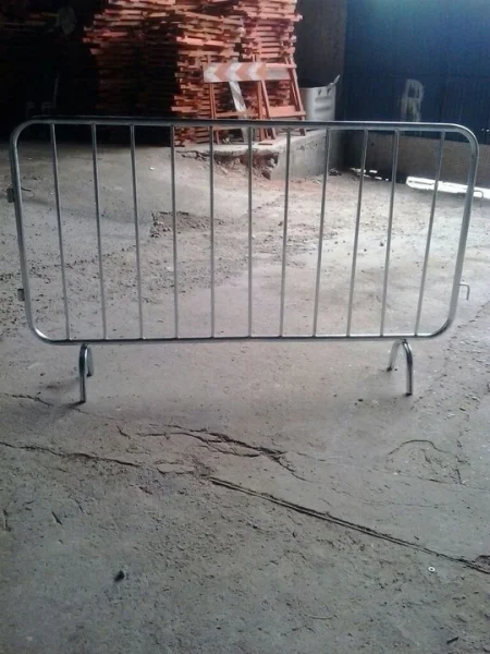 Vendo Lote de 46 Grades de Isolamento Semi-nova