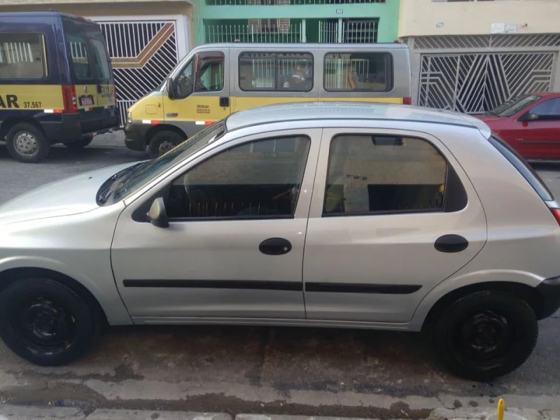 Celta 1.0 Flexpower 4portas