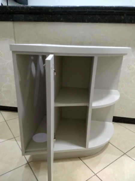 Mesa de Canto com Suporte para Bombona